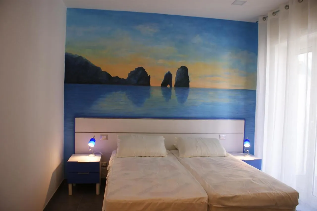 Bed & Breakfast B&B Isole - Rione Alto Napels